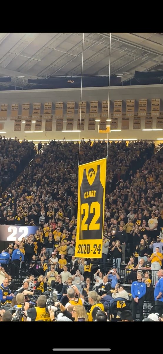 Kate Harpring tweet media