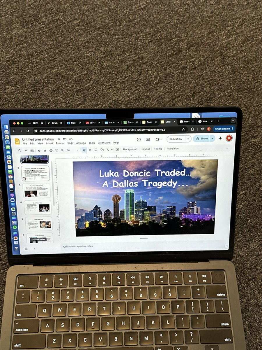 StrawberryShortBlake tweet media