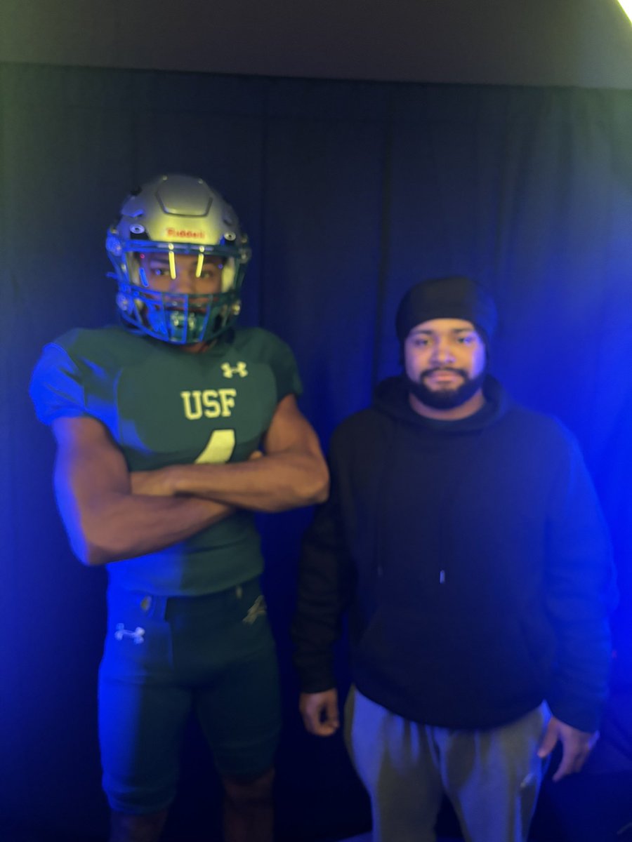 I had a great time visiting <a href="/usf_fb/">USF Football</a>. Thank you <a href="/CoachCP__/">Cam Peterson</a>  for having me!! <a href="/Coach_West90/">Jayson West</a> <a href="/FCFlashesFB/">FC Flashes Football</a>