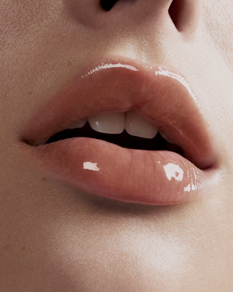 kyliecosmetics tweet picture