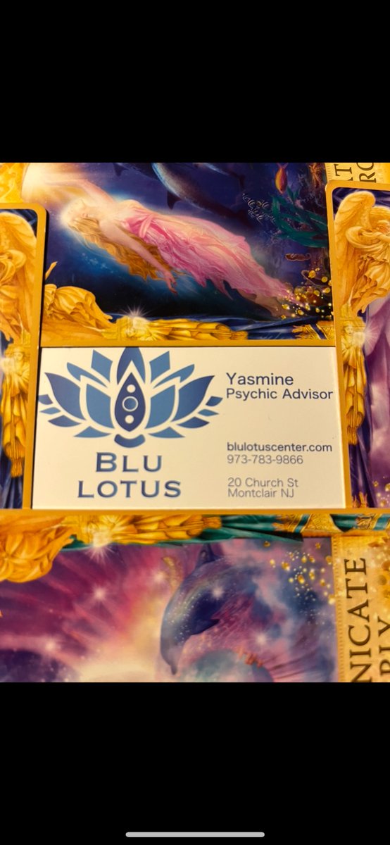 abundanceofhea1's tweet image. Card readings at blu lotus from 12 to 6 today. Call or come in person for healing 🧑‍🧑‍🧒💅🍪. #oracle #angelanswers #blulotus #radleighvalentine #abundanceofhealing #mariusmichaelgeorge #love #angelanswerscard #heal #hayhouseinc #light #angelanswersdeck #feel #mariusmichael