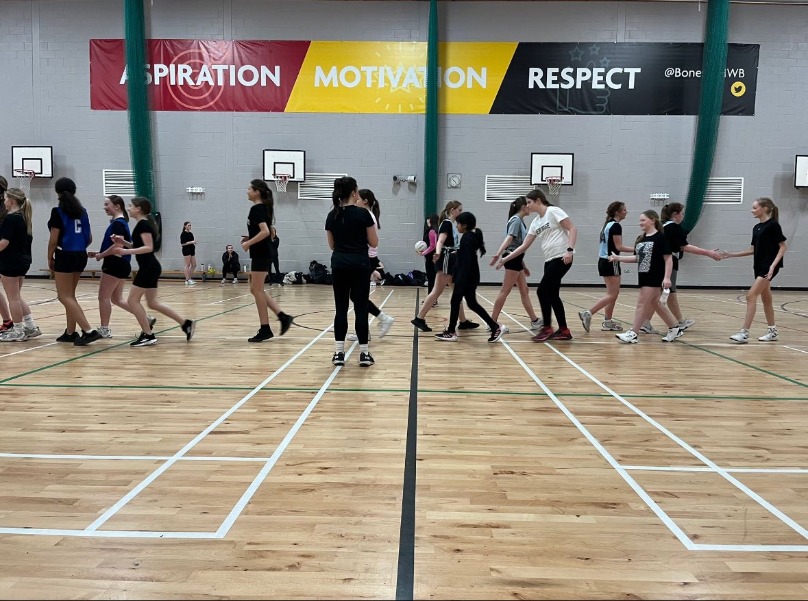 Miss Fullard tweet media