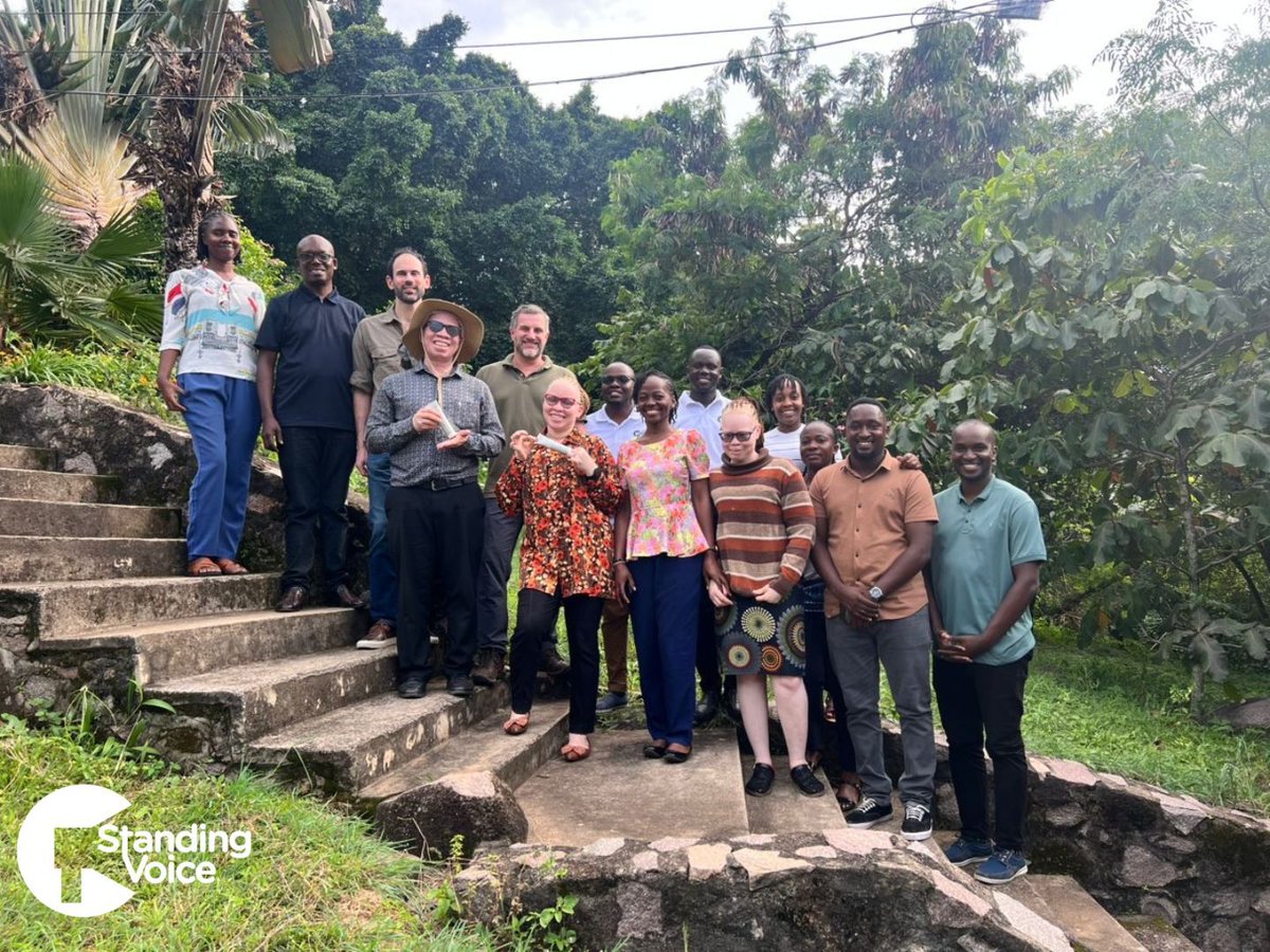 Standing Voice tweet media