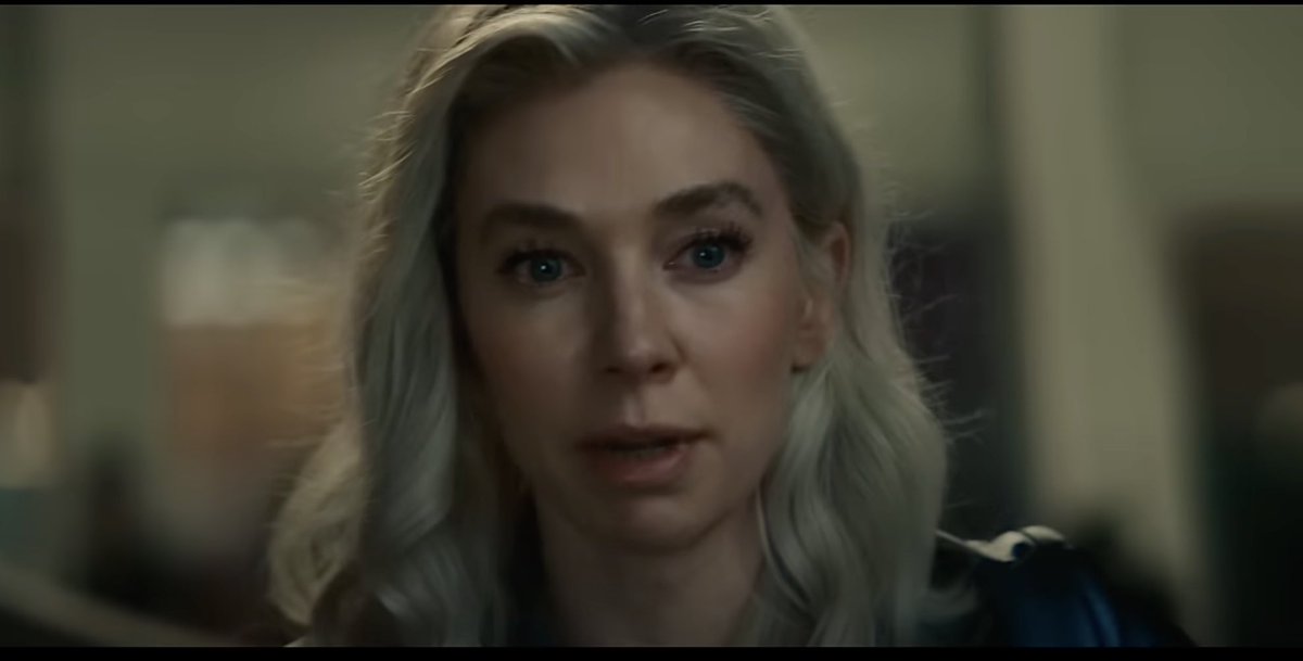 For the love of god, can we please stop casting actors and actresses with faces paralyzed by BOTOX and unnatural looking lips? NEWSFLASH: You can’t act when your facial muscles are not moving! Hollywood needs allow women to age! #FantasticFour  #botox #plasticsurgery