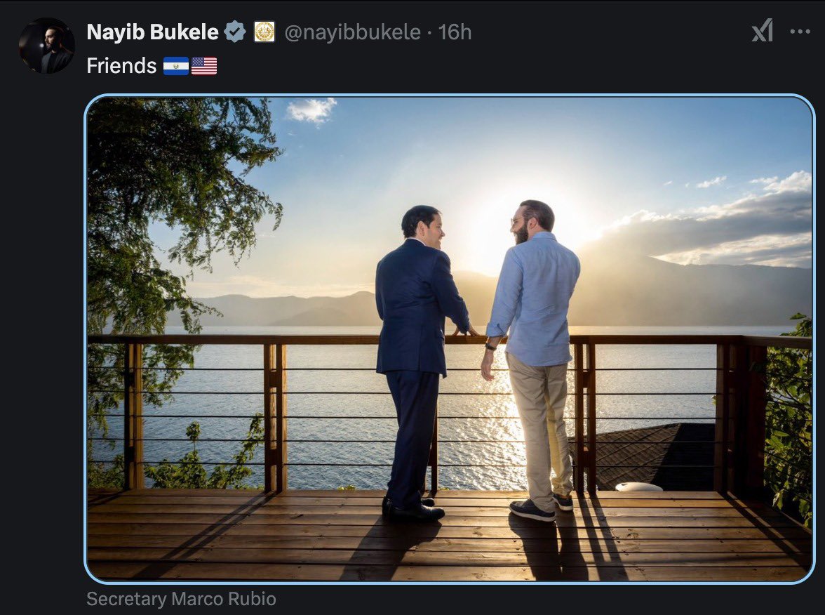 EstadoDelEstado's tweet photo. A ver, supera esto, fotógrafo de los Q30,000 https://t.co/7OsMCdV0pW