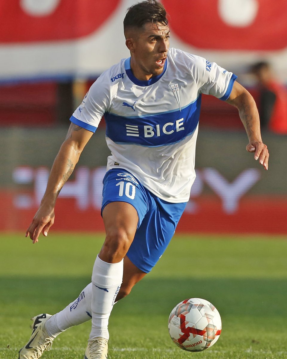 Cruzados's tweet photo. Llegaste en el 2019 con un toque mágico 🪄.

A punta de gambetas y golazos, fuiste asegurando tu lugar en La Franja ganándote el cariño de #LosCruzados, festejando una Supercopa y dos torneos nacionales para luego partir al extranjero ⚽✨

Regresaste en el 2022 para volver a vestir esta camiseta y en este 2025 se cumple un ciclo. Te queremos agradecer por tu entrega en cada partido donde sabemos que lo dejaste todo por estos colores 👏

César, te deseamos mucho éxito en tu próximo desafío.