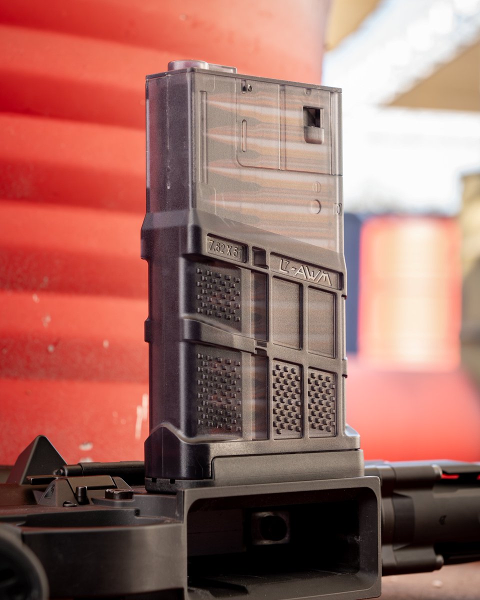 Evike_airsoft's tweet image. Did you see our Shot Show Video showcasing the new @emg_arms x @danieldefense Licensed DD5V3
along with the EMG 180rd @lancersystems L7AWM Mid-Cap Magazine. 
 
Make sure to P R E- O R D E R yours now! 

#cosplay #larp  #emg #danielfense #evike #airsoft