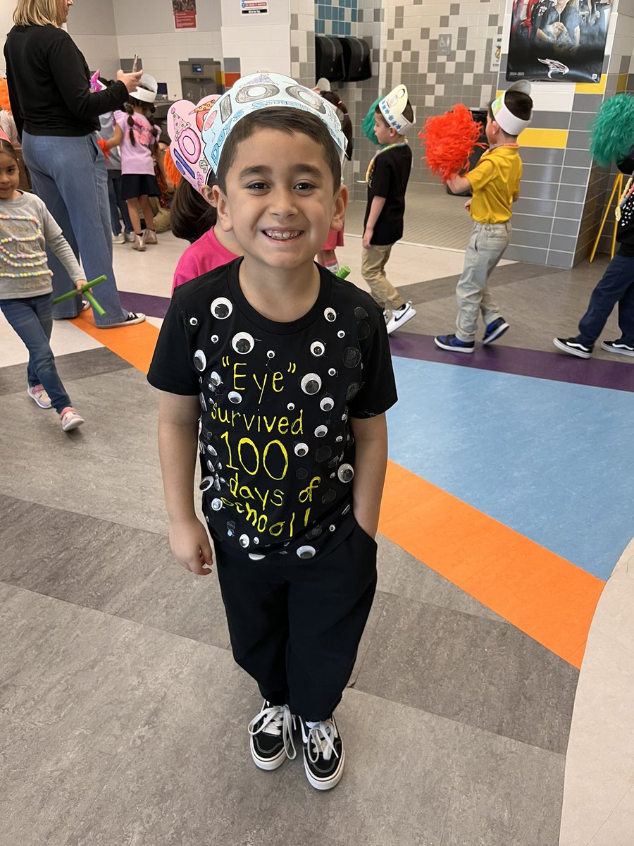 Happy 100th day of school to all of our SISD scholars!! 🎉We are proud of your work and dedication to learning! 🙌🏻 Keep it up!!! 🫶