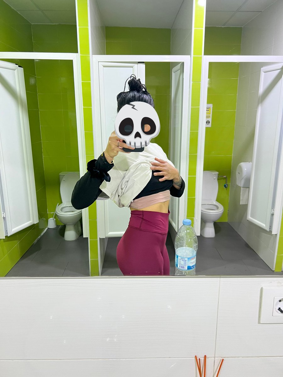 Bones0128's tweet photo. I’m crying https://t.co/Xkbvy1amov