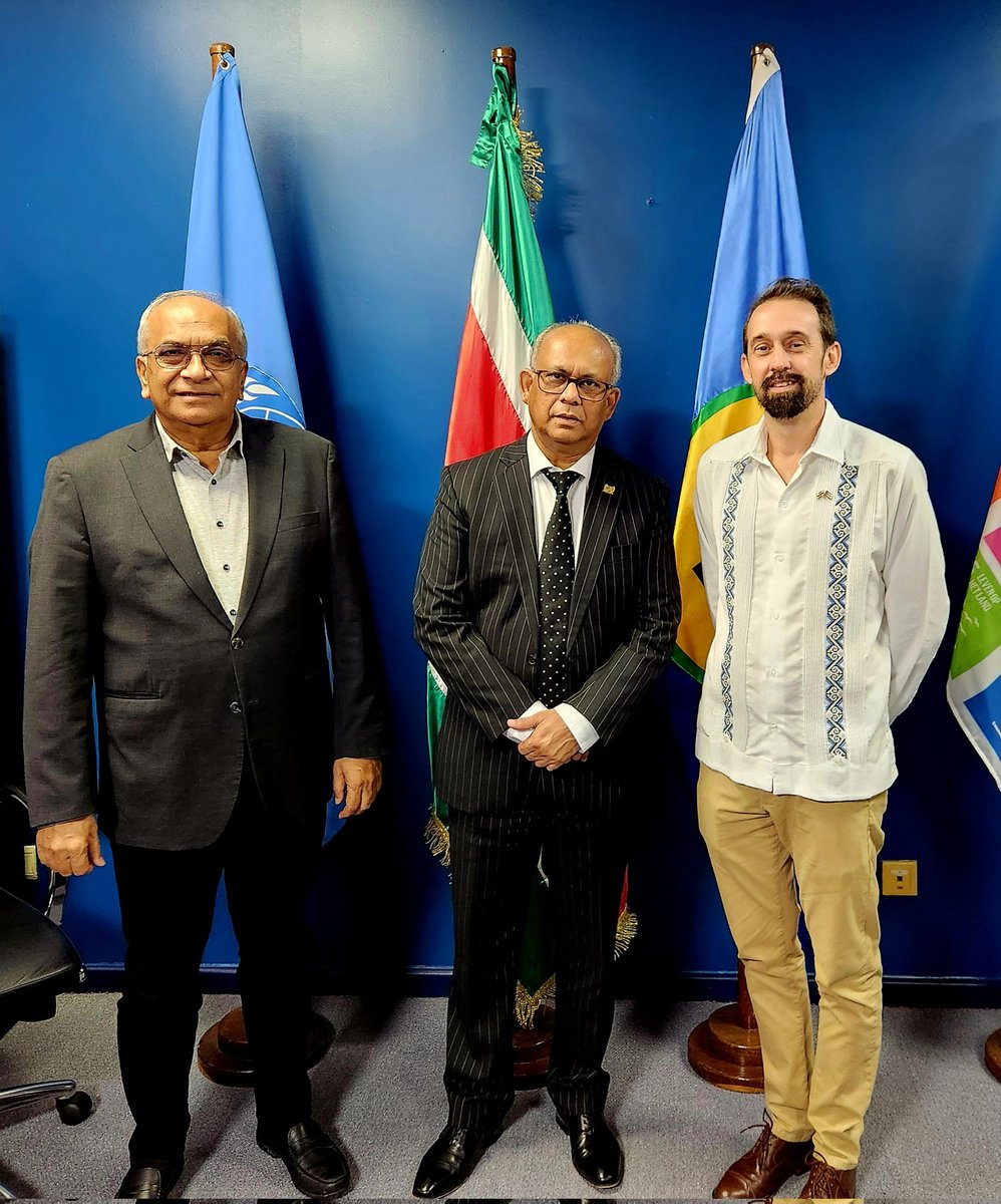 Embajada de Cuba en Surinam tweet media