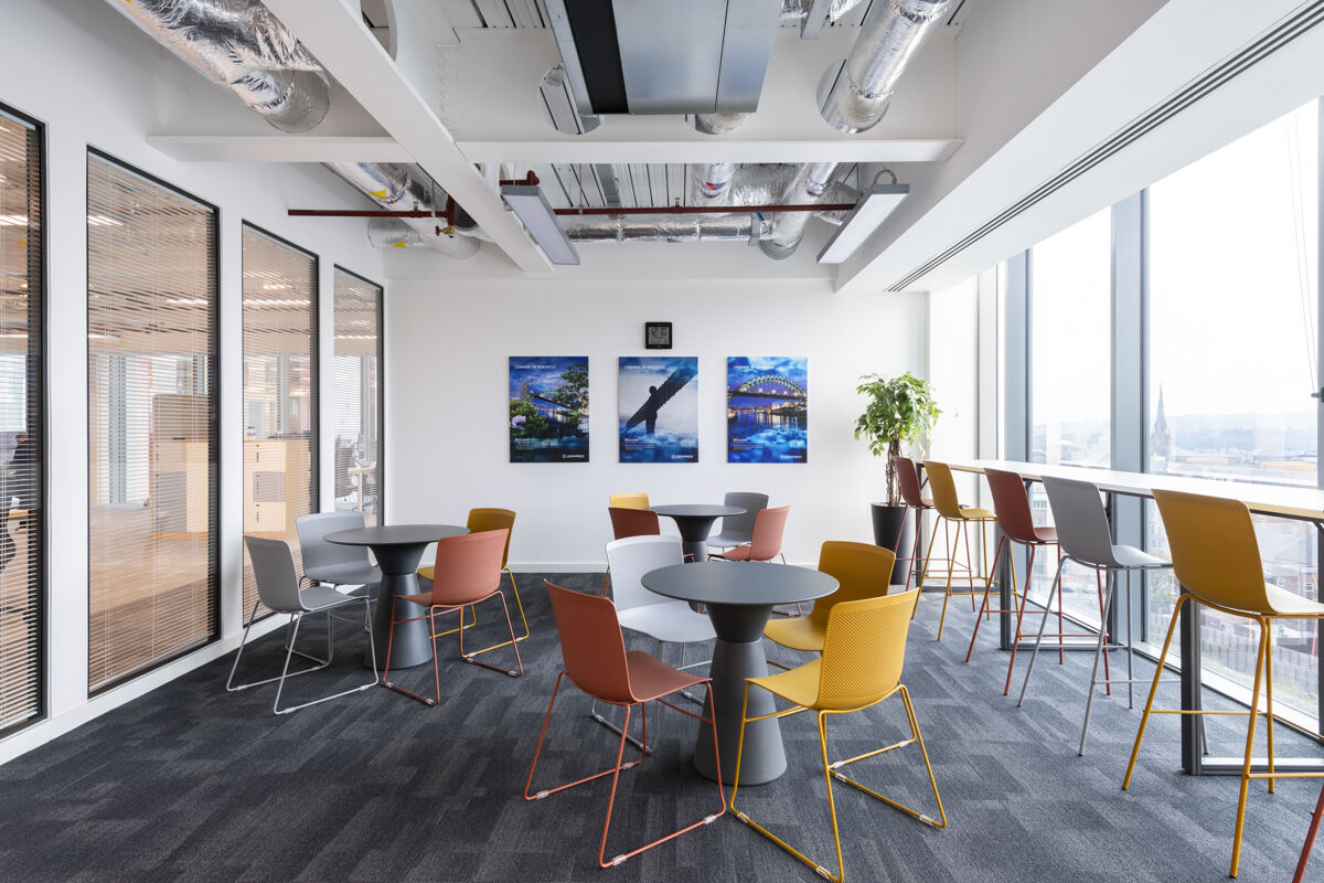 Let’s take a look back at one of our favorite projects: Leonardo Newcastle! 😍

This project truly reflects Leonardo’s tech-forward vision and commitment to functionality, find out more! 👉 bit.ly/42u5CHy

#sketchstudios #workplace #officedesign #futureofwork