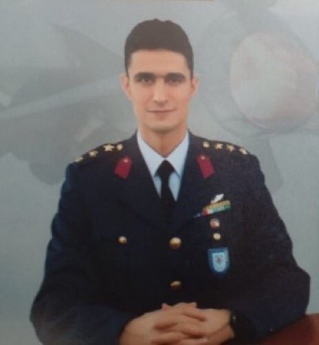 Skut36679377's tweet photo. MS Hastası Kurmay Binbaşı Mehmet Gürlerʼin eşi:
“Eşim sapasağlam girdiği cezaevinde engelli hale GETİRİLDİ, çünkü MS ataklarına zamanında müdahale edilmedi. Denge kaybından dolayı koğuşta düşüp yaralanıyor. Hastalar cezaevinde YAŞAYAMAZLAR.
@TBMMresmi 
DavutKarataş AdaletBekliyor https://t.co/0rMHiQTqYd