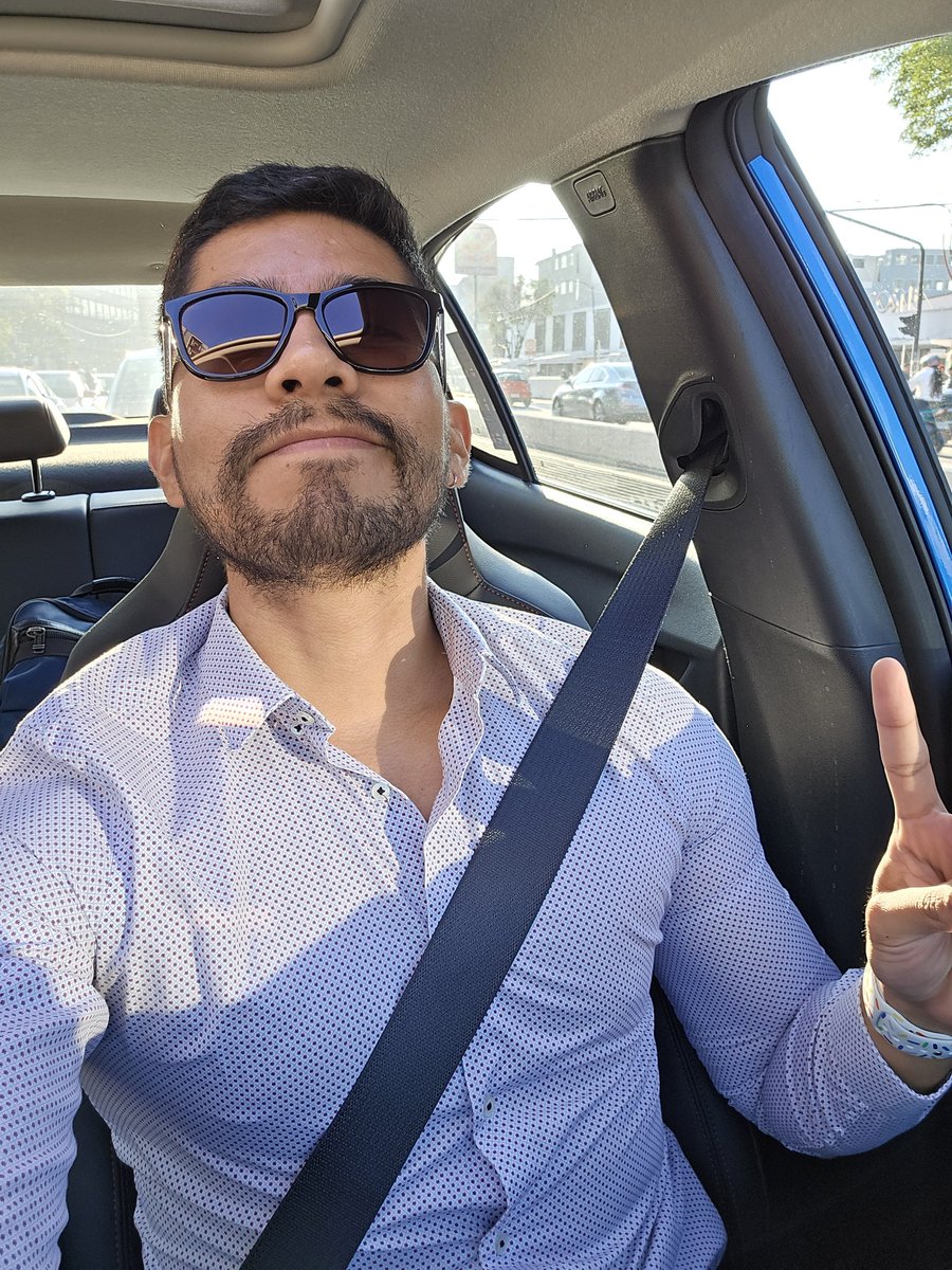 Vamonos a la oficina que ya se nos hizo un poco tarde, que tengan lindo dia.