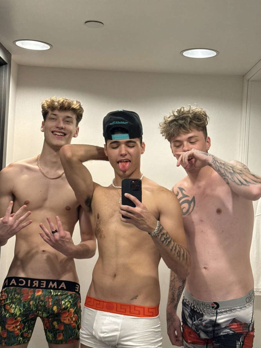 xBrandon tweet media