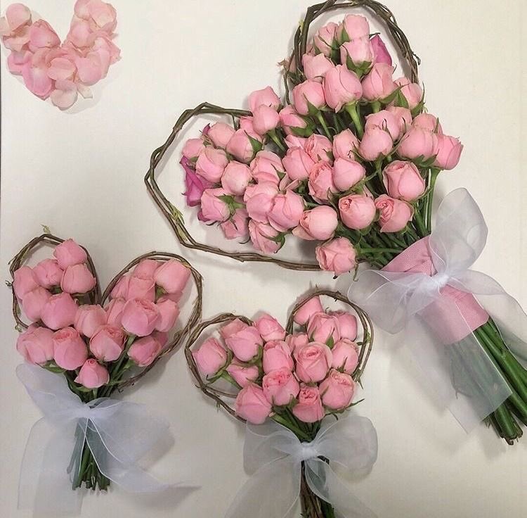 heart_jpg's tweet photo. heart flower bouquet https://t.co/ndBIQfd63k