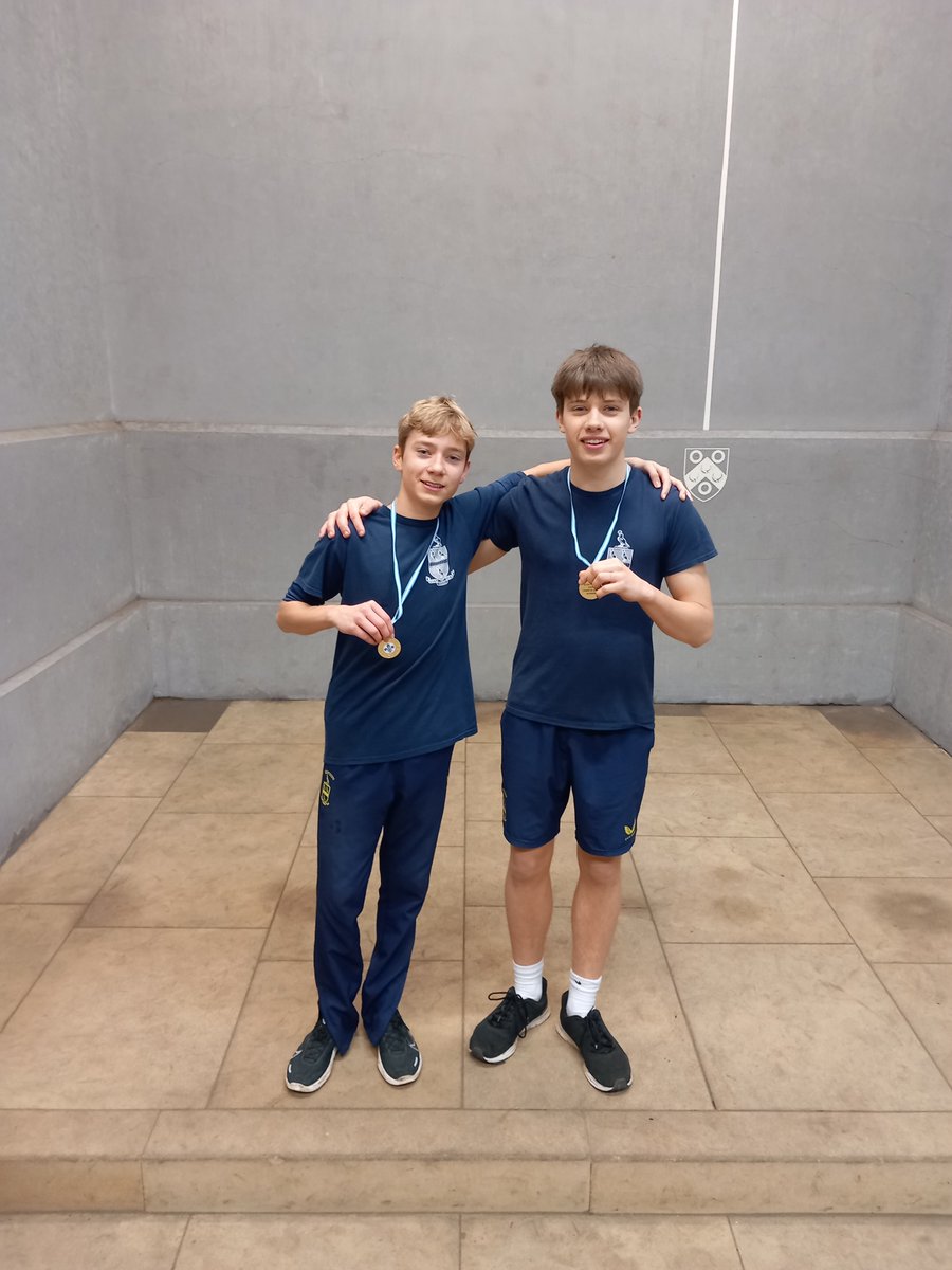 Had a great day at Charterhouse today for the U16Q including Freddie T and Tom G winning the tournament! Final went to 3 sets against QEB (12-5, 13-14, 12-6). All the boys did brilliantly and were a credit to the school.