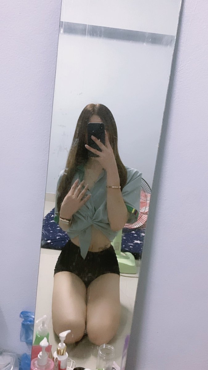 ชื่อไวน์ 🦦💦 (ทวิตจริง) tweet media