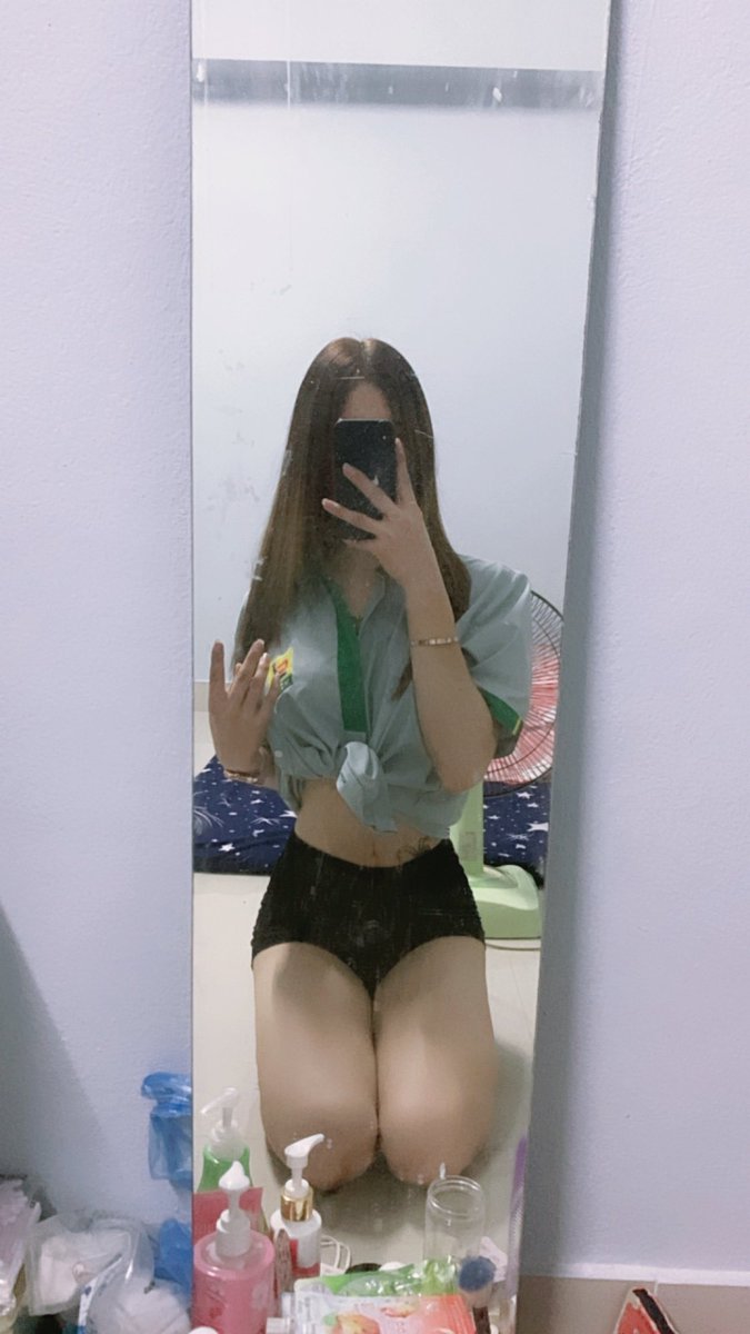 ชื่อไวน์ 🦦💦 (ทวิตจริง) tweet media