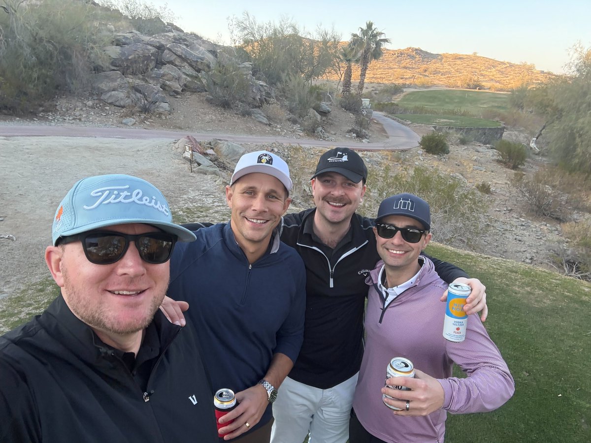 TicketManager's tweet image. 🌵Celebrating a Great 2024 in AZ🌵

Last week, our team traveled from across the world for our annual Arizona meeting.

Nothing beats having the entire Team #TicketManager together on-site!

🍻 Here&apos;s to a successful 2024 and an even better &apos;25! 🍻

#SportsBusiness x #SportsTech