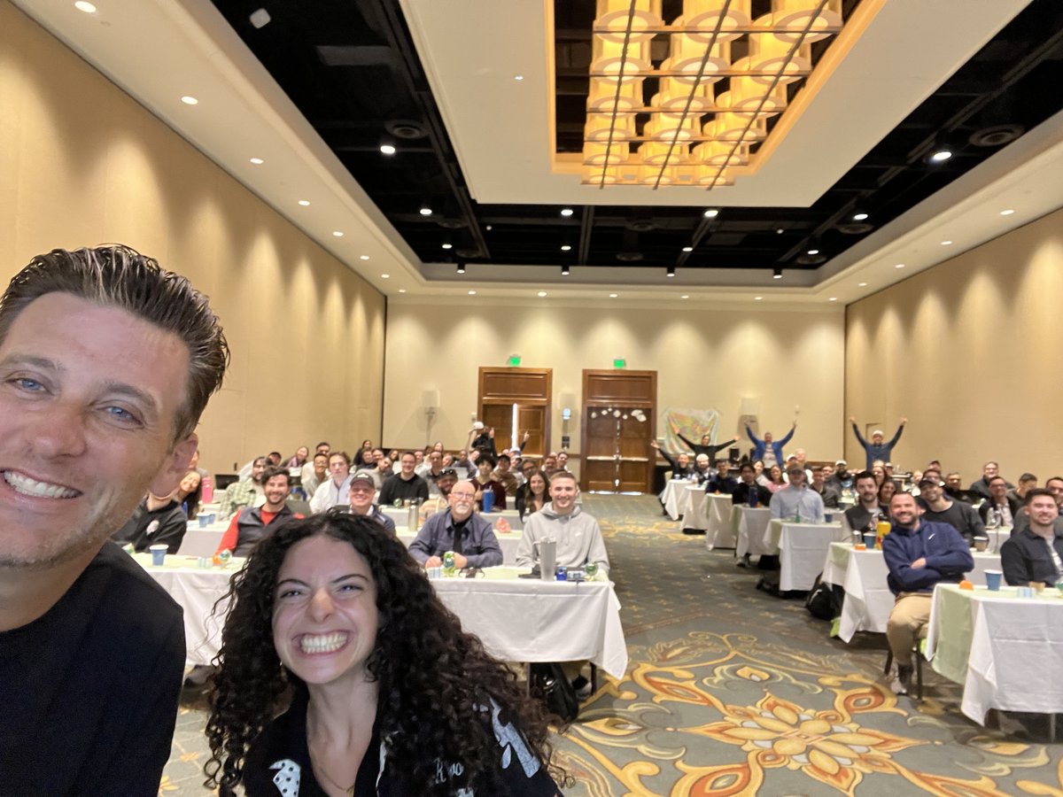 TicketManager's tweet image. 🌵Celebrating a Great 2024 in AZ🌵

Last week, our team traveled from across the world for our annual Arizona meeting.

Nothing beats having the entire Team #TicketManager together on-site!

🍻 Here&apos;s to a successful 2024 and an even better &apos;25! 🍻

#SportsBusiness x #SportsTech