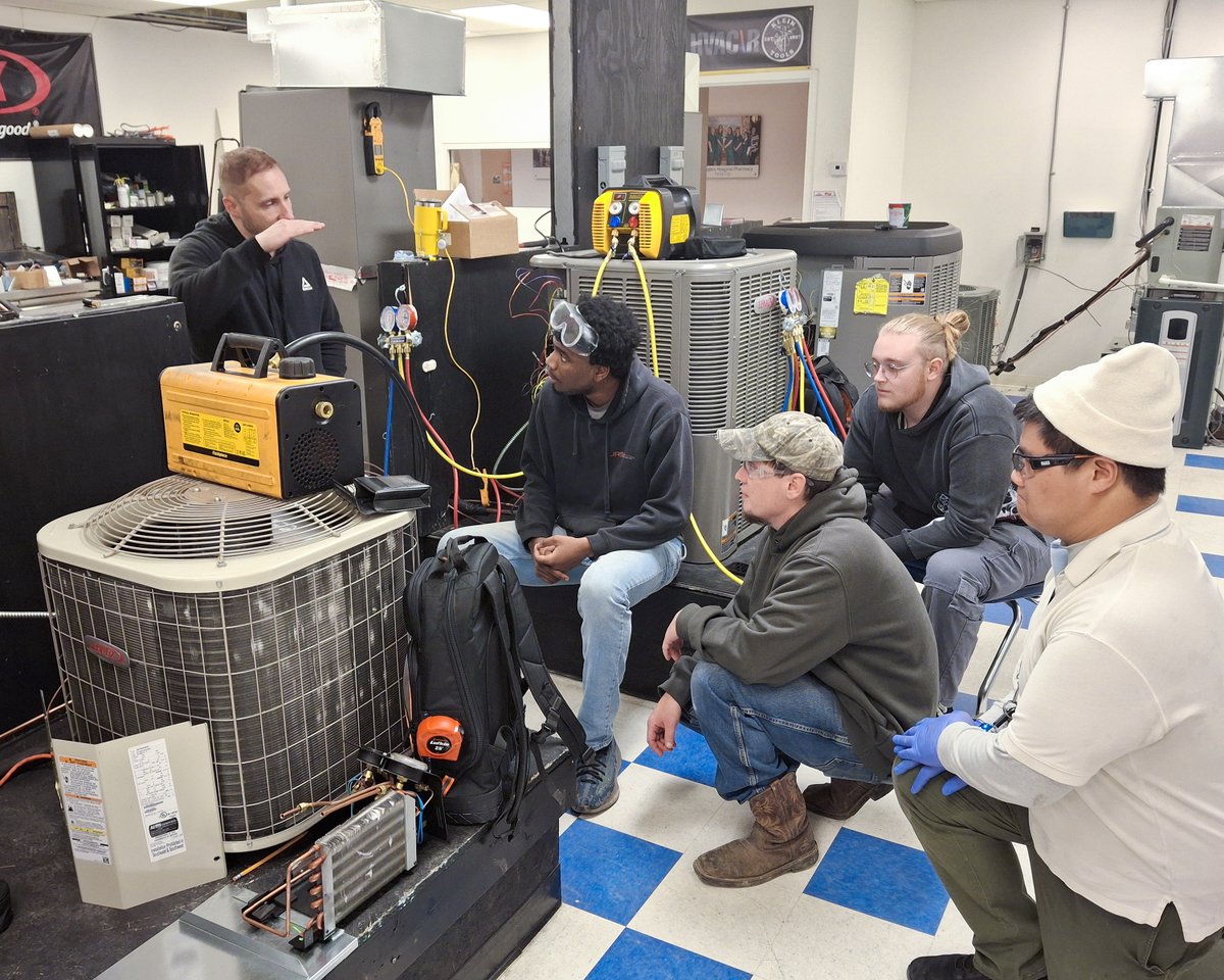 Penn Commercial tweet media