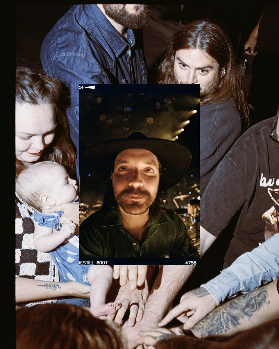 Finally got around to downloading tour photos. Only 6+ weeks later