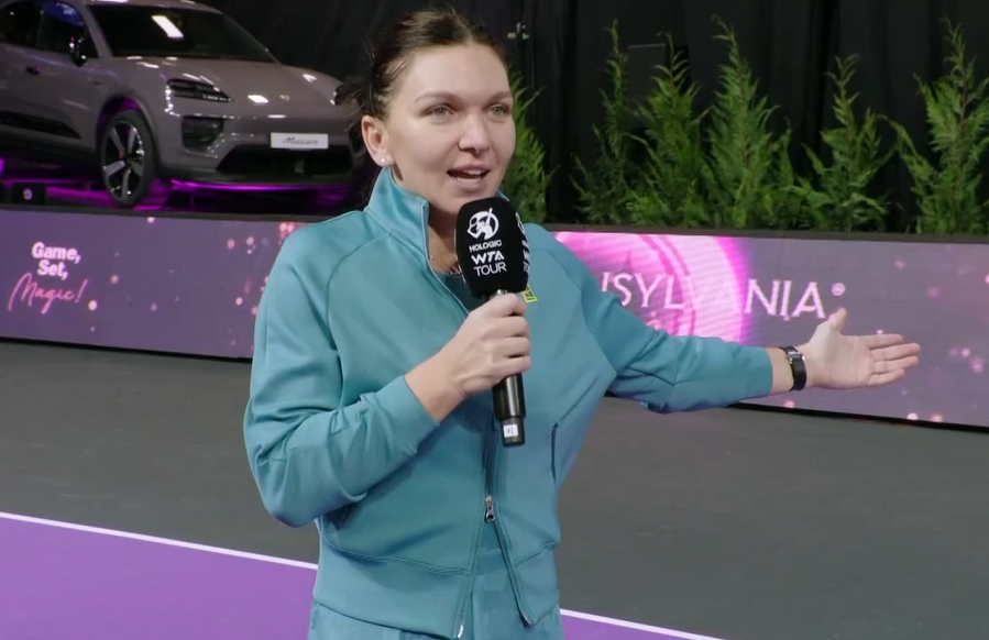 josemorgado's tweet photo. Wow.

Halep is addressing the crowd in Romanian, everybody looking emotional. https://t.co/eiTupZg6u2