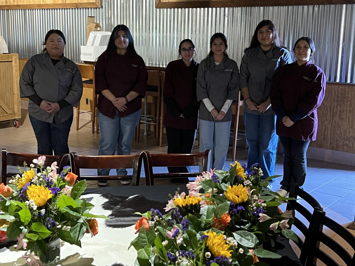 Lockhart Culinary students catered the San Antonio Rodeo Top Buyer Reception, serving cheesy potatoes &amp; desserts to 400 guests. They set up tables &amp; arranged flowers. They have been catering this event for many years. #GritandGanas