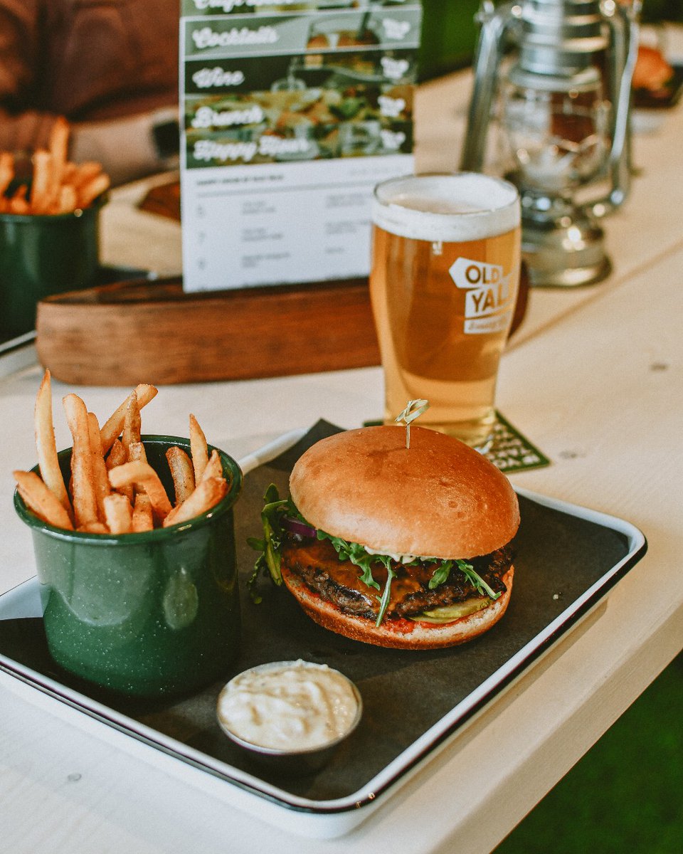 Tuesdays at OYB Chilliwack = burger, fries, and a pint for just $25. Do with that information what you will… but we strongly suggest acting on it. 🍔🍺

oldyalebrewing.com/chilliwack#menu