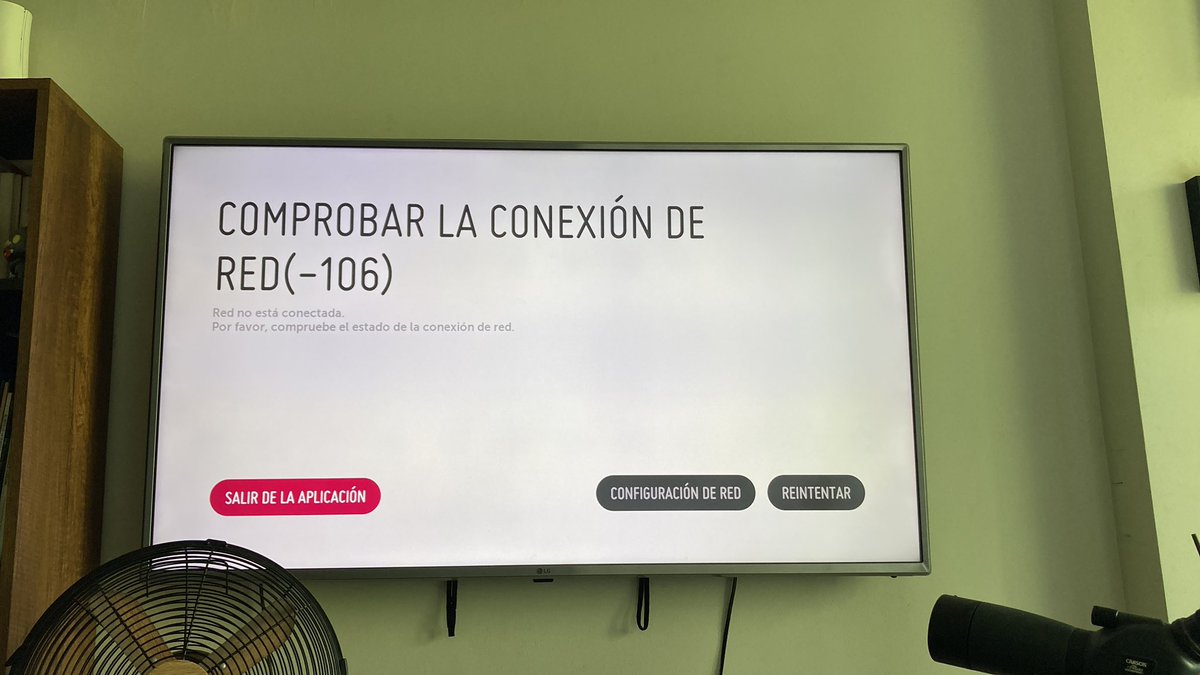 Carito_Pia's tweet photo. @AyudaMovistarCL hola se cayó la red y no hay forma de que me funcione de nuevo😣 ayuda por favor! @NnemMosvista https://t.co/2ldT0VYbAU