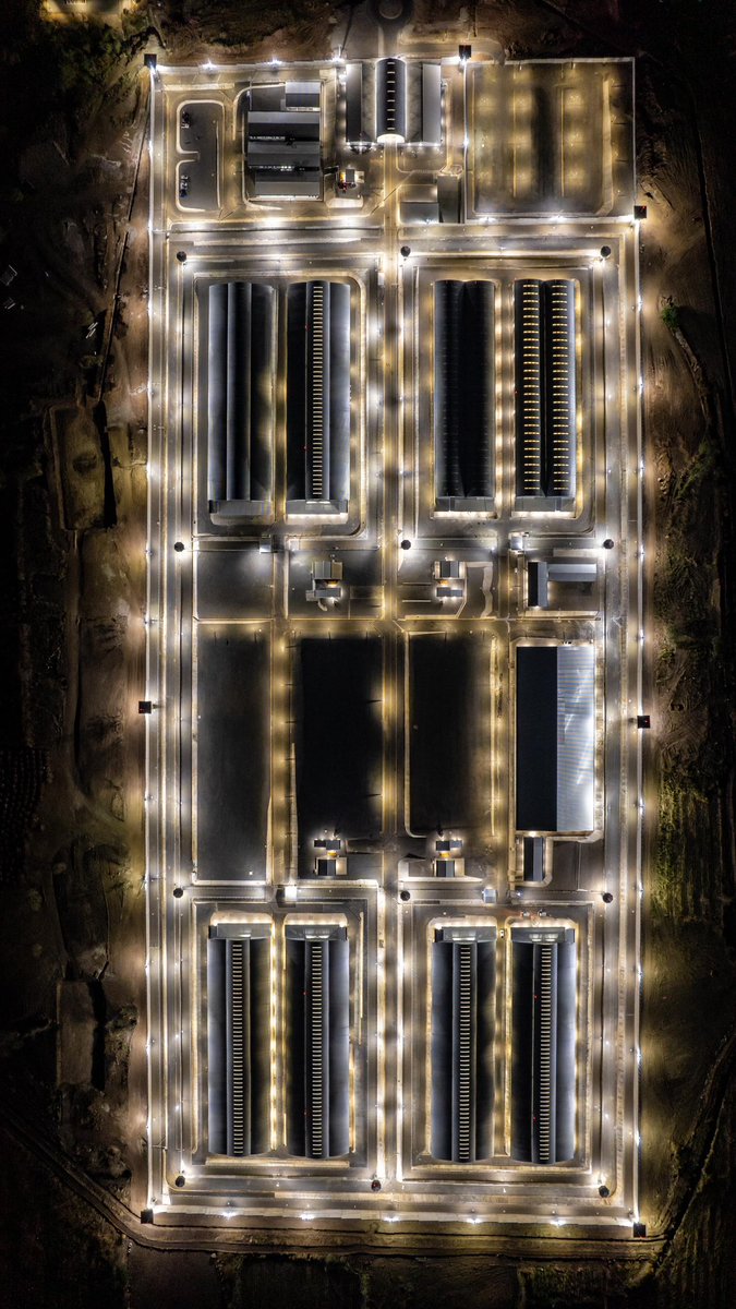 Imma tell my grandkids this was a AI chip set diagram