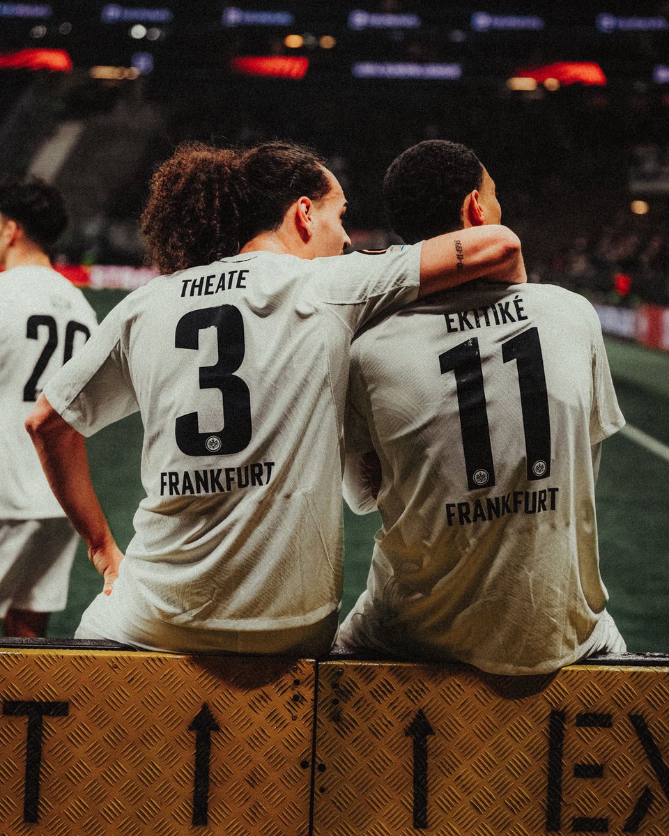 Just 2 chill guys on a European night.👀😎

Another big step forward in Europe for the team.🦁🔥🦅