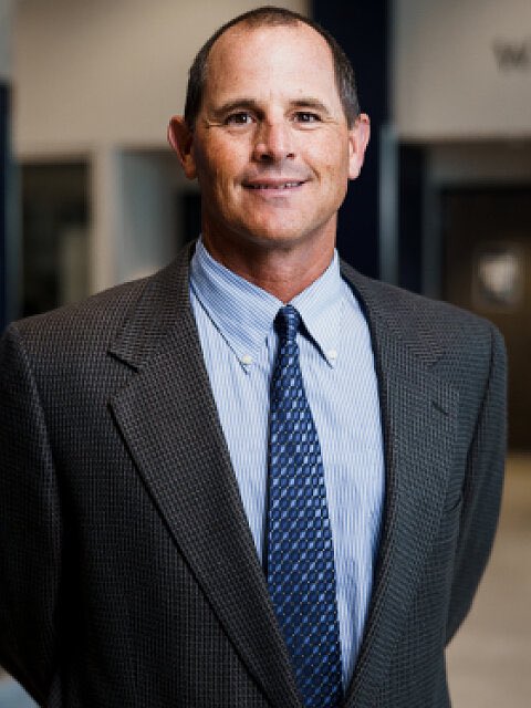 🚨 BREAKING :: Harding Academy is hiring Ashley Henley to be the schools new head football coach, <a href="/ArkHSFBscoop/">Arkansas Football Scoop</a> 🏈

➡️ Henley has most recently been the DC at Shiloh Christian.

<a href="/RRainwater1037/">Randy Rainwater</a> <a href="/ETTaylor79/">Erick Taylor</a> <a href="/sully7777/">Steve Sullivan</a>