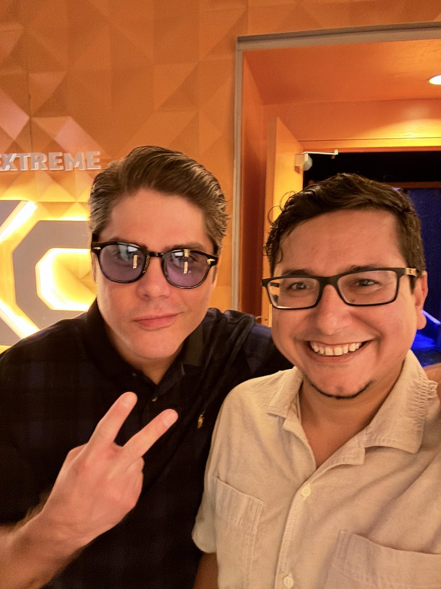cyberaipr's tweet photo. @MVCA3 mi verano con amanda!  en el cine de @plazalasamricas a ver la mejor pelicula de puerto rico 💯 jajaj a reir un rato https://t.co/4Mtg2i5Pzo