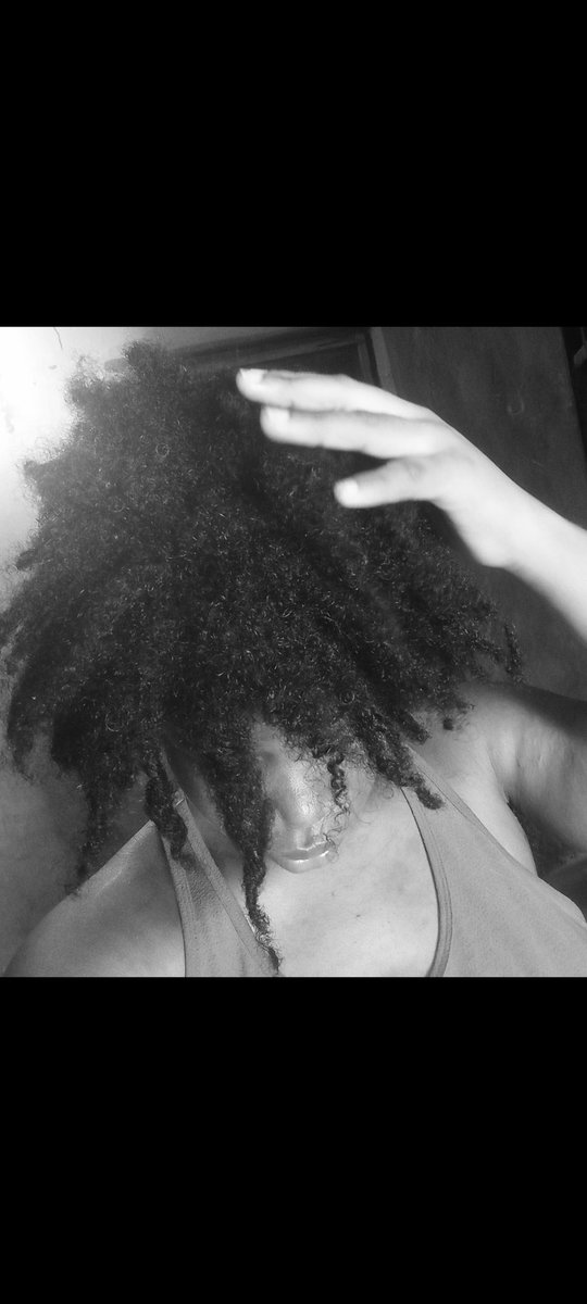 locsesmia's tweet photo. First picture is my afro from Jan 2023- September 2024
Second picture is my first finger rolled locs in October
Third picture is the budding locs in December
Last picture is the budding locs in January, 2025

#freeform
#freeformlocs
#locs
#fypシ
#fypシviral
#fypviraltwitter https://t.co/VktT4JHBap