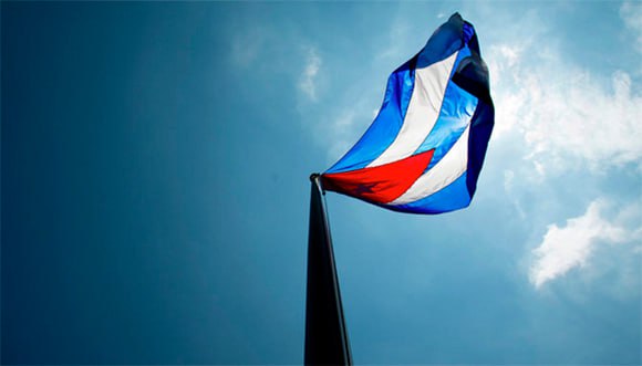 📣 Ninguna medida ni chantaje imperial nos hará renunciar al proyecto de construcción del socialismo.
#CubaVencerá