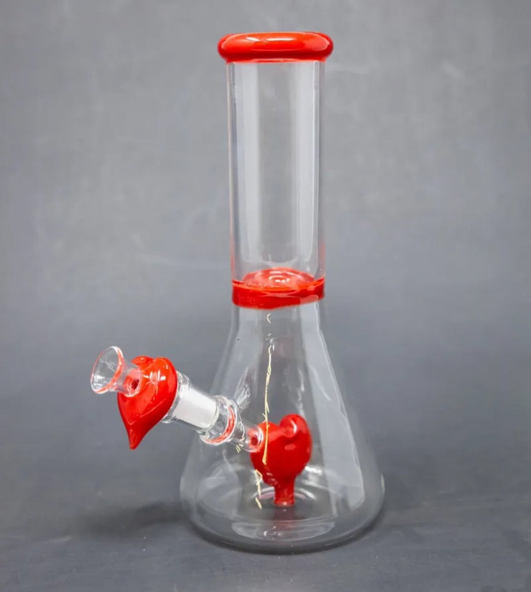SMOKE SHOP tweet media