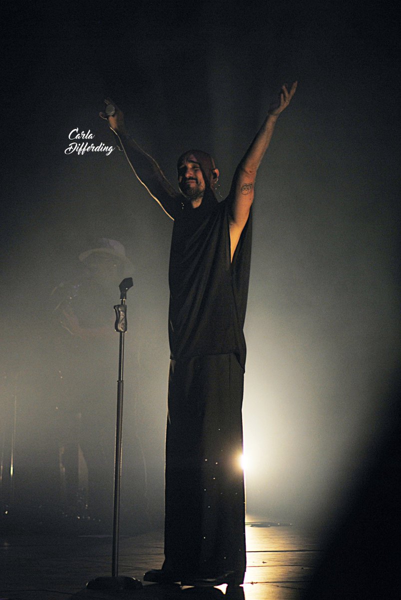 CarliitaDiff's tweet photo. Feliz Día del Músico @AbelPintos @abelpintosart  🎶 https://t.co/pIeyVHuioh