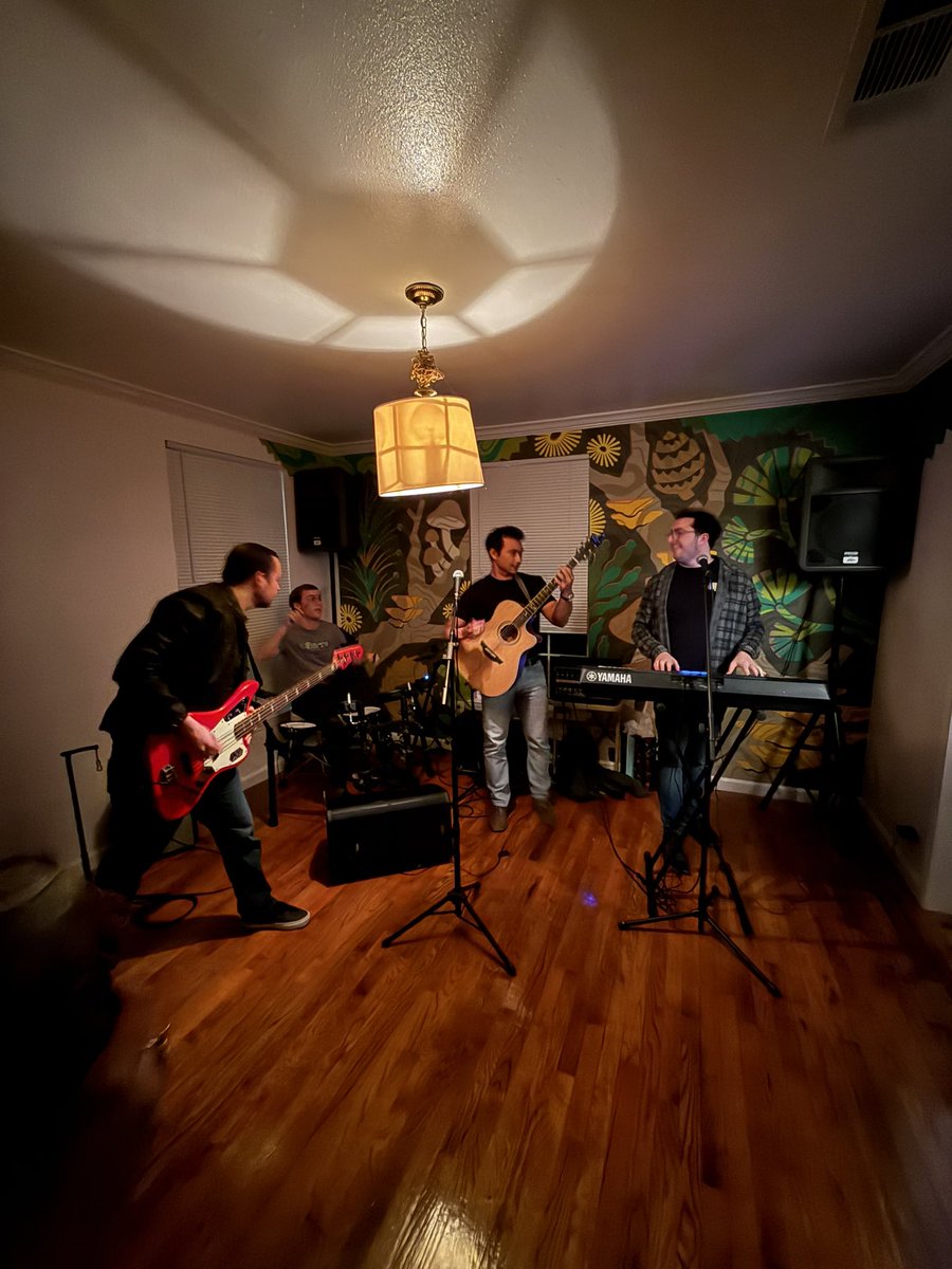 didiheardare's tweet photo. Did I Hear Dare? Austin Experience (2 of 4): The Live Set

Back to doing what we love - playing a house show (kind of). We took the audience on a journey through our 3 seasons of music, playing like it was 2019 - bass, guitar, drum and keys. https://t.co/gzJxj7GqEV
