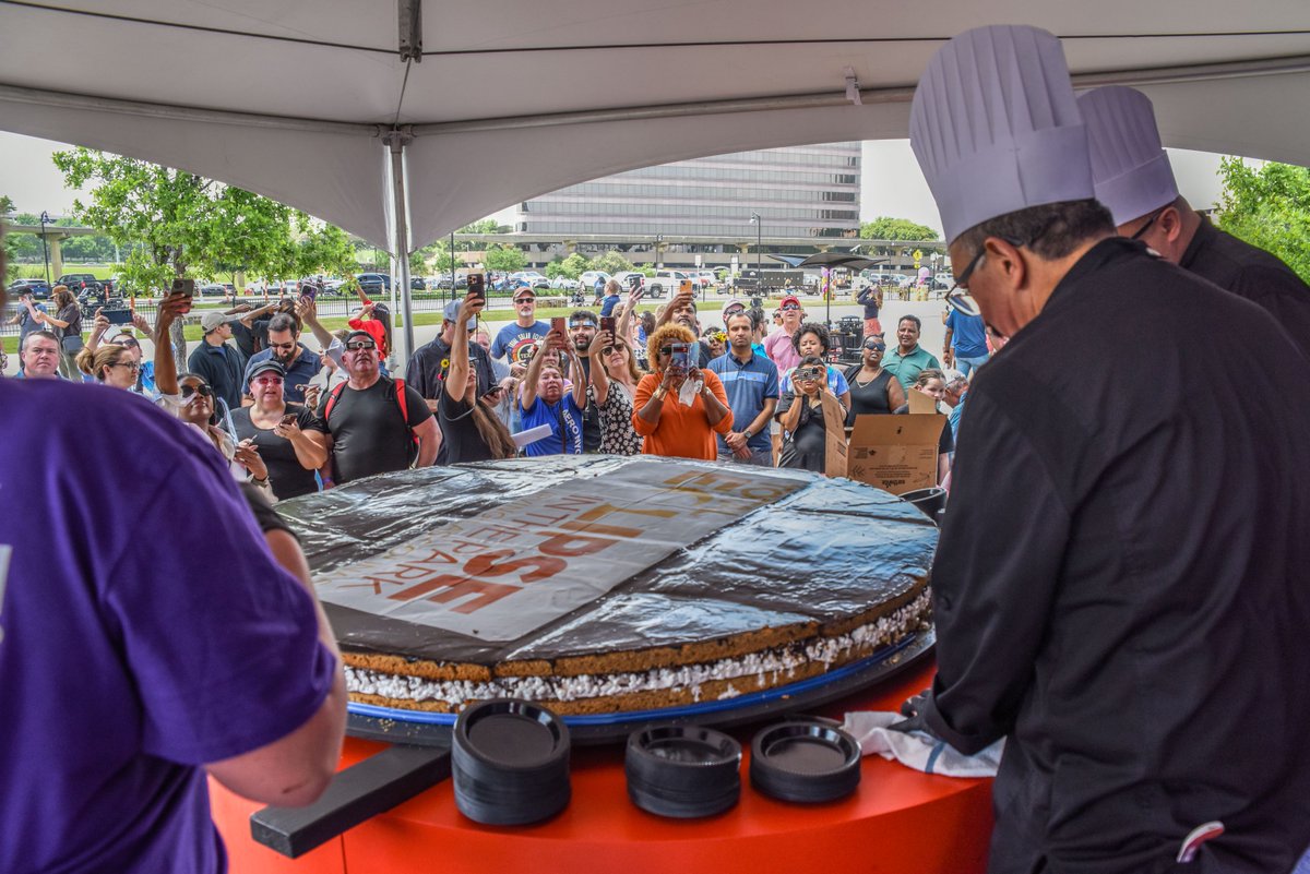 Irving Conv. Center tweet media