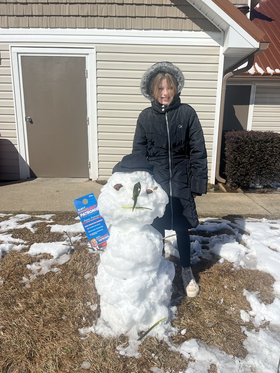 RommelLopez12's tweet photo. After being snowed in for almost 48 hours.
I am excited to introduce our new Florida team member “ Scrappy The Snowman”
Support @JimmyPatronis for congress on this upcoming special election
#AFPAction
P.S “scrappy, loves long walks in the sun and the beach” https://t.co/nmwqlLXpss