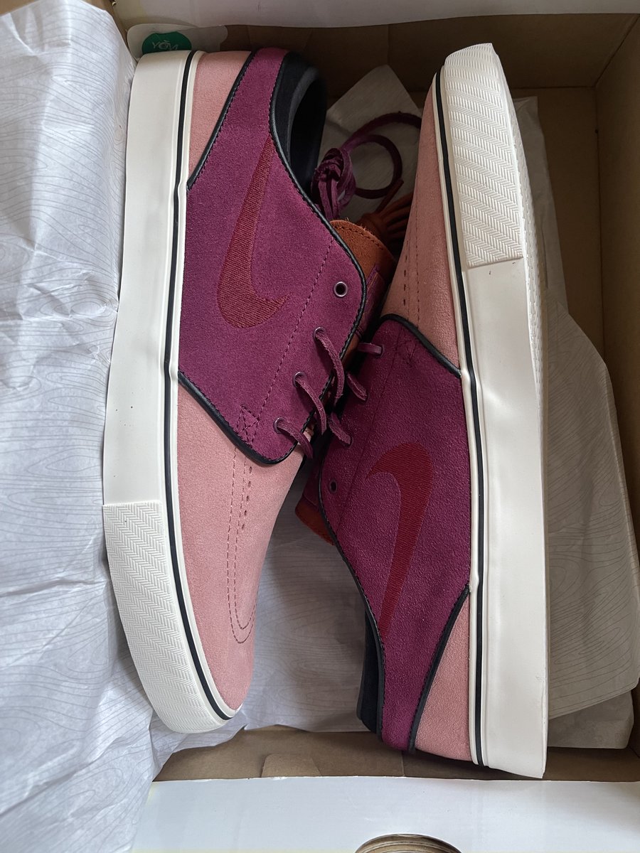 Any skaters need some Janoskis?
Barely Worn Size 11 $40 Shipped

RP's Appreciated
DM TO PURCHASE