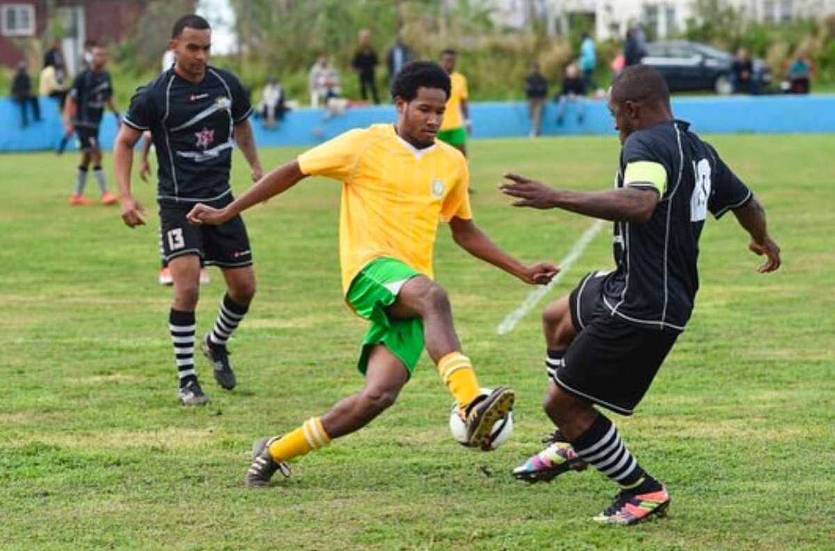 ClubDevonshire's tweet photo. On behalf of Devonshire Recreation Club we would like to extend our heartfelt condolences to the family &amp; friends of former player Jawonday ‘Snake’ Smith. 
He will be a great miss to us all. 
May he rest in peace. 💚💛🕊️ https://t.co/1H22981oK9