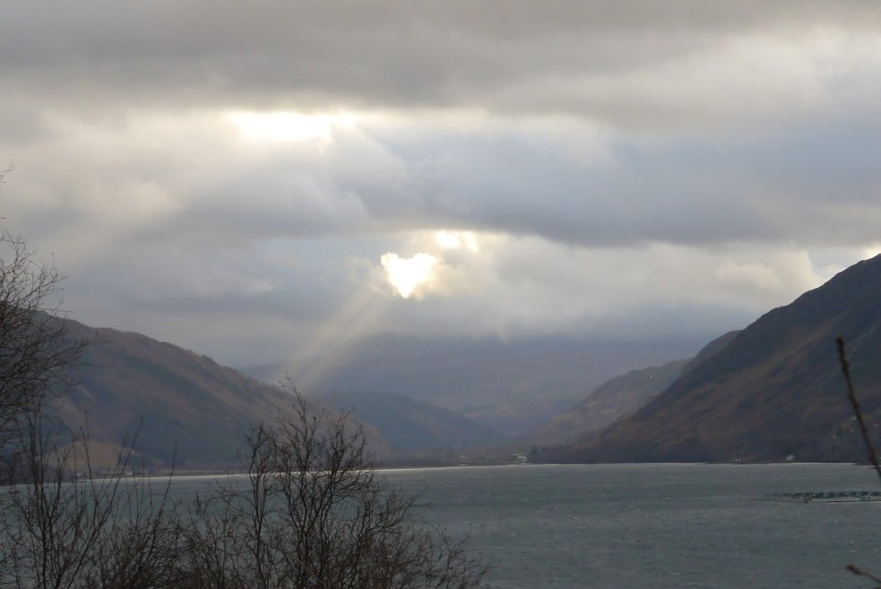 #Ullapool #ukweather 
Amazing heart shaped hole in the clouds over Loch Broom last week , no filters . Just nature