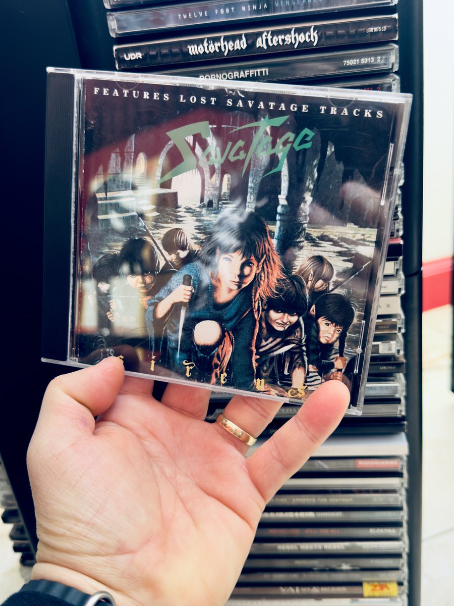 Chris112183's tweet photo. Now playing ๐ฟ ๐ค๐ฅ
Sirens,1983 by Savatage
1994 US Reissue, CD Edition
Labels: Metal Blade Records, Spybat Records
#cdcollector #cdmania #cdcollection https://t.co/EHb5OfjvjB