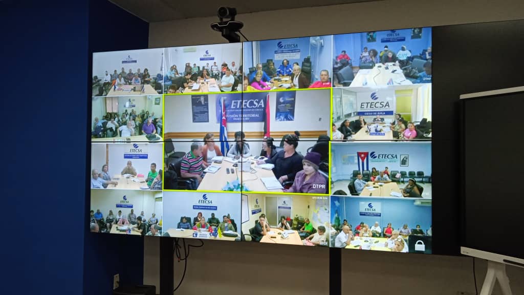 ➡️ Ahora realiza Consejo Electoral Nacional video conferencia sobre la implementación de la Ley 162 de Comunicación Social. Se presentan los documentos rectores y la estrategia para su desarrollo.🇨🇺
#JuntosPorLaDemocracia