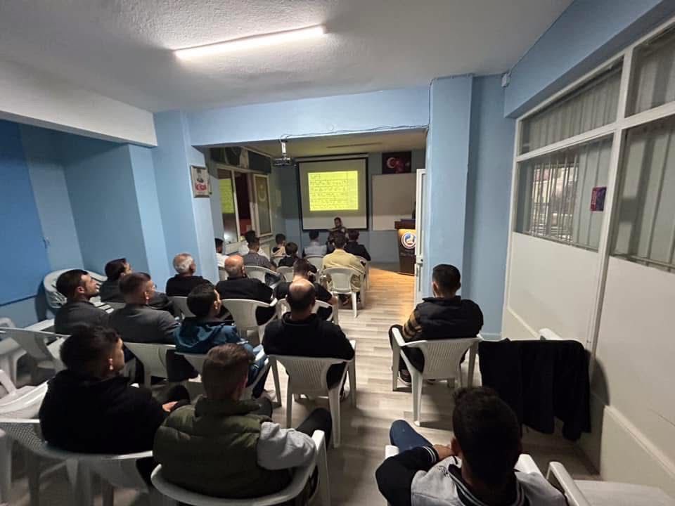 Bolu İlimizde Meydana gelen yangın felaketinde hayatını kaybeden vatandaşlarımızın ruhları için Kuran-ı Kerim Tilaveti gerçekleştirdik. Allah ettiğimiz duaları kabul etsin, Milletimizin Başı Sağ Olsun.

<a href="/ayyildirim1/">Ahmet Yiğit Yıldırım</a> 
<a href="/OzgurSOLAK20/">Özgür SOLAK</a> 
<a href="/ulkuocakdenizli/">Denizli Ülkü Ocakları</a> 
<a href="/ErlErgn0423/">Erol Ergin</a>