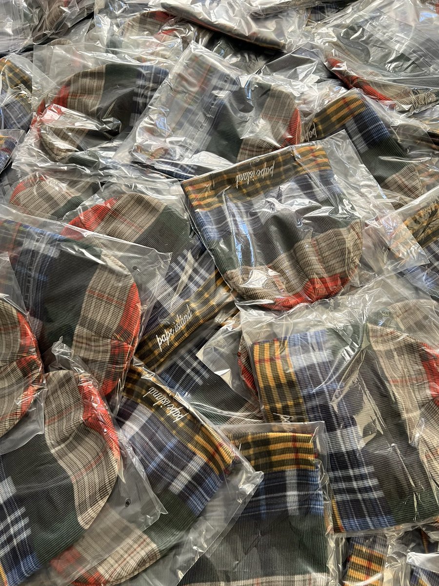 Iamtrafive's tweet photo. I have never packed over 50 orders at once before thank you God https://t.co/VHgmBrhtoR