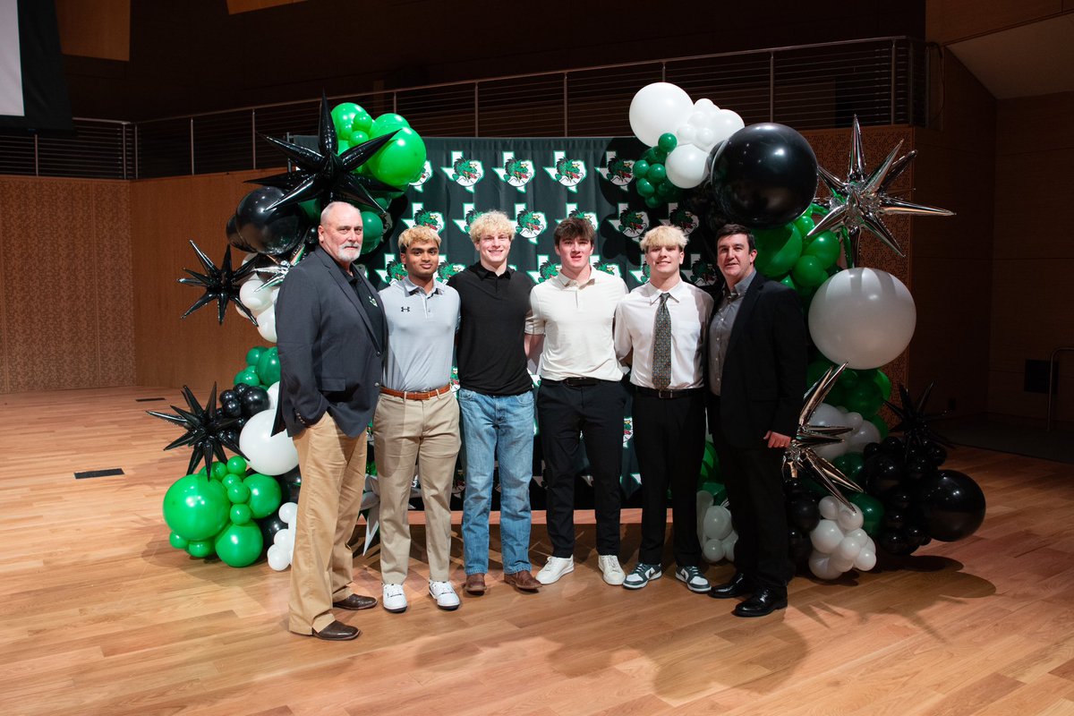 AustinDavidge90's tweet photo. Grateful to have closed out an unforgettable career as a Southlake Dragon. Honored to be 1st Team All-District, Honorable Mention All-Area, and Academic All-State. Huge thanks to my parents, coaches, and teammates—forever proud to wear the Dragon green. 🐉 https://t.co/U1BZVdoIKb