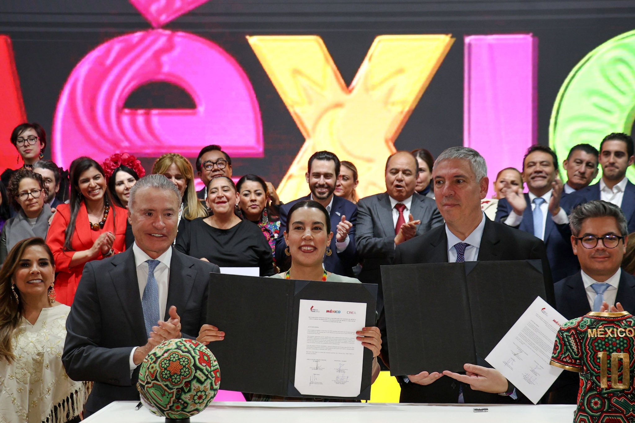 Josefina Rodríguez Zamora on X: "México brillará en #FITUR 2026 como país  invitado. ¡No llegamos solos, llegamos todos! Artesanos, danzantes,  cocineras tradicionales y 32 estados mostrarán al mundo nuestra riqueza  cultural y